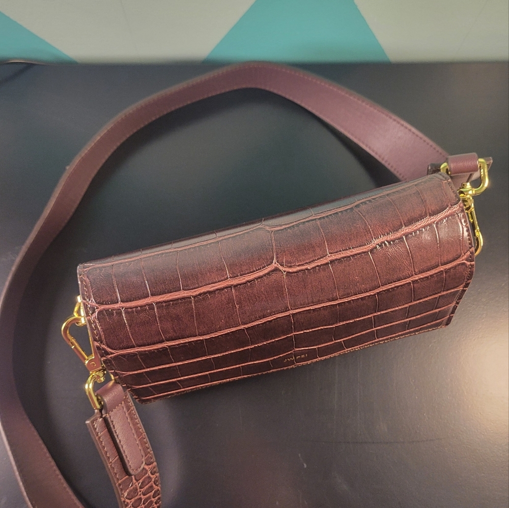 JW PEI Crocodile Embossed Dark Purple/Mauve Crossbody Bag - Picture 4 of 6
